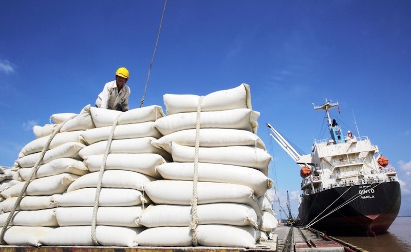 Tính đến hết nửa đầu tháng 12, Việt Nam đã xuất khẩu được hơn 7,9 triệu tấn gạo, trị giá hơn 4,5 tỷ USD