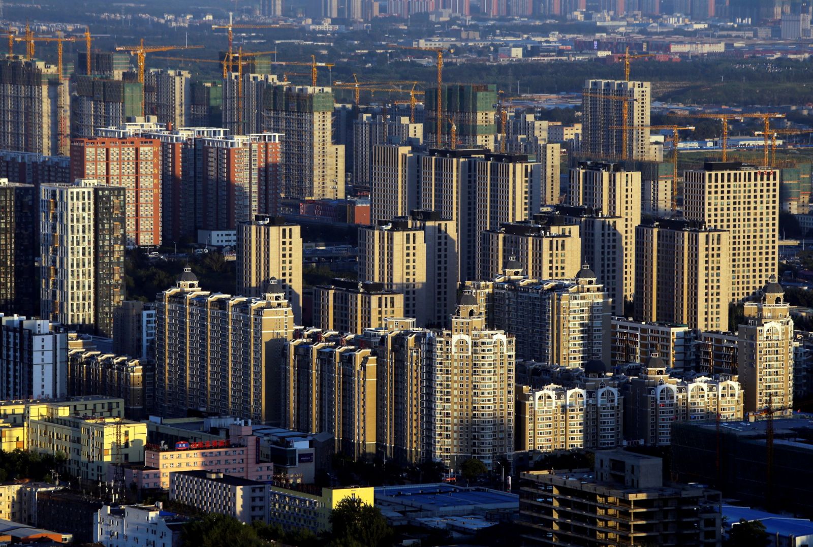 Lĩnh vực bất động sản Trung Quốc đang chờ chính sách mới 