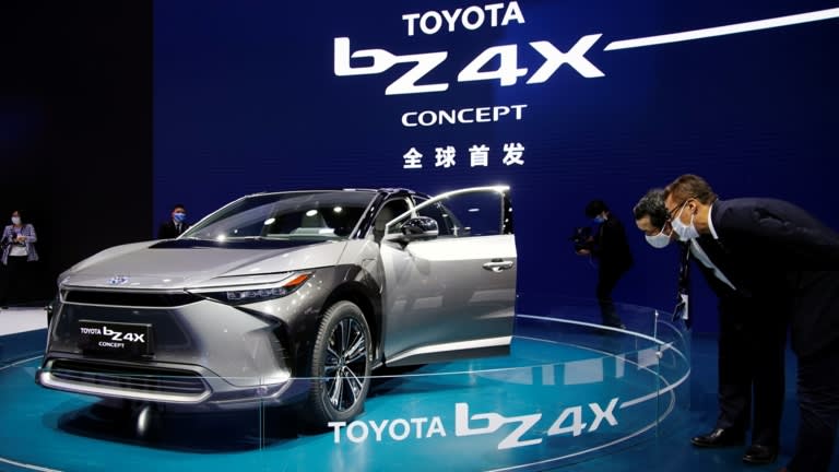 Xe điện BZ4X Concept của Toyota Motor tại triển lãm Auto Thượng Hải ở Trung Quốc vào tháng 4. Toyota đang đặt mục tiêu tung ra 15 chiếc EV vào năm 2025.